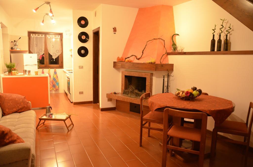 Residence Mezzosole Riva del Garda Værelse billede
