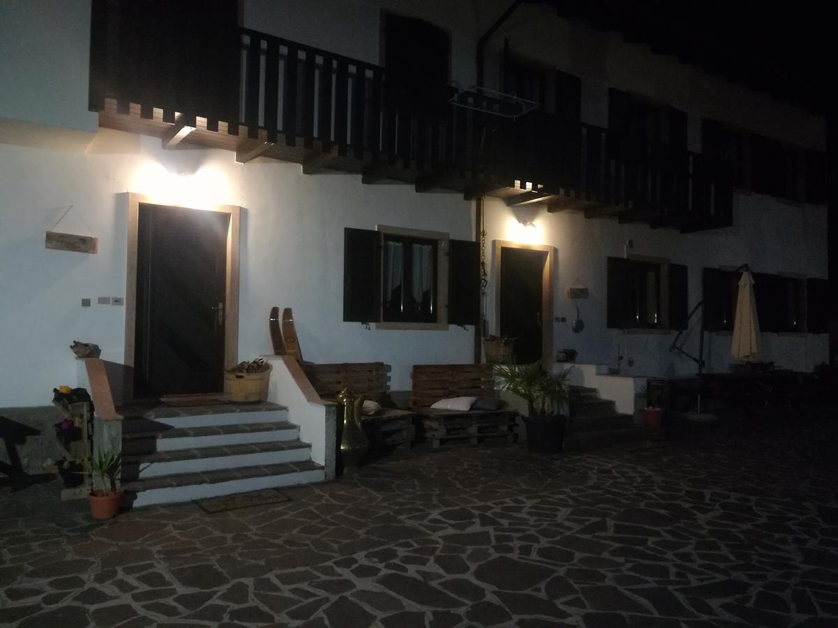 Residence Mezzosole Riva del Garda Eksteriør billede